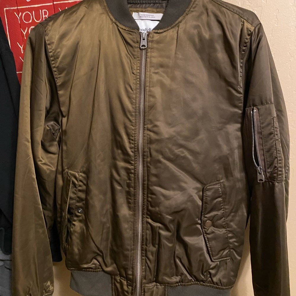 Jacket - Picture 4 of 4